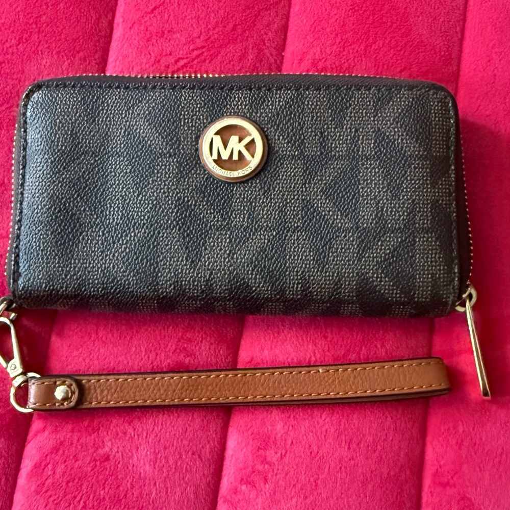 Michael Kors Brown Wristlet Wallet